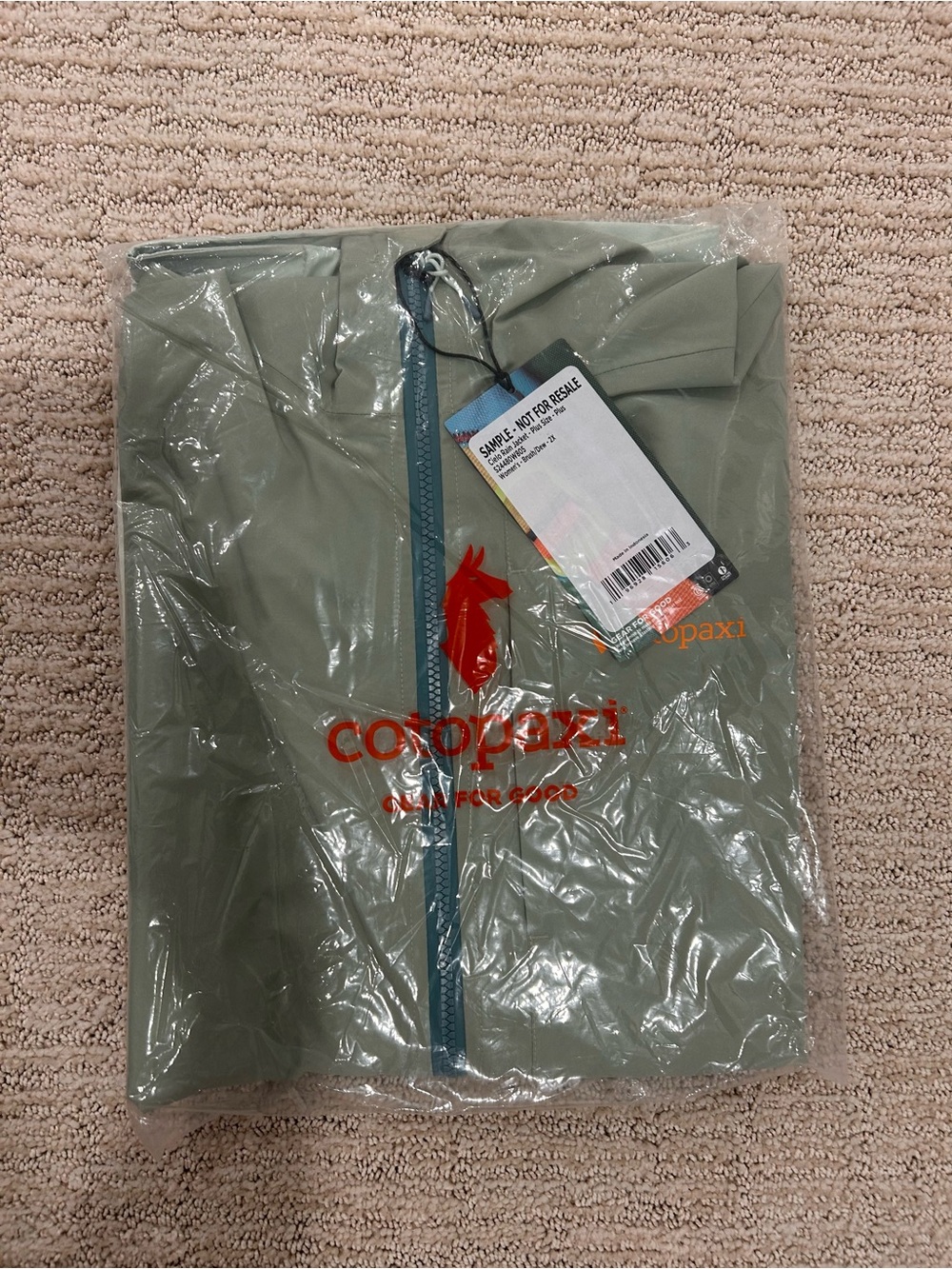 New Women’s 2X Cotopaxi Cielo Rain Jacket in Brush/Dew